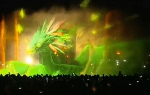 Уникално светлинно шоу във Варшава