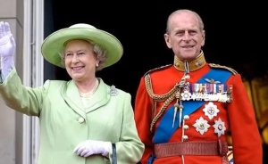 Съпругът на Елизабет II се оттегля от публичния живот