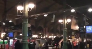 Затвориха парижка жп гара при мащабна полицейска операция