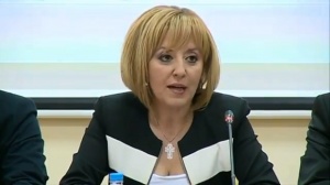 Манолова: Районирането на страната е по-скоро "техническа подробност"