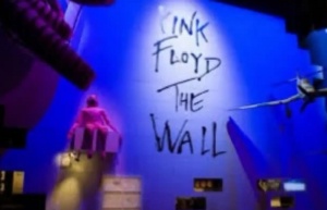 Аудио-визуална изложба "Пинк Флойд: Тленните им останки"