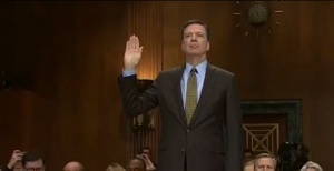 Доналд Тръмп уволни шефа на ФБР Джеймс Коми