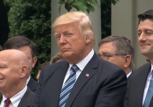 Принудиха Тръмп да отмени посещението си във ФБР