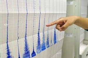 Силен трус в Иран, жертви и повече от 200 ранени