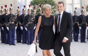 Брижит Макрон - първа дама с ефектен стил и много почитатели