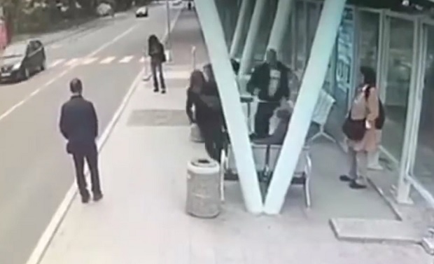 Искат постоянен арест за нападателя от спирката в Бургас