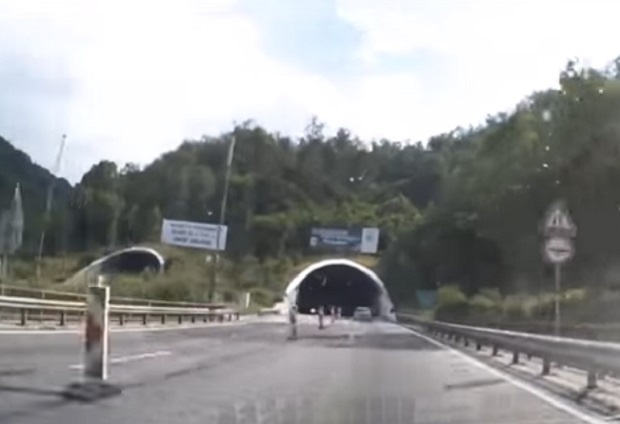Спират движението на камиони през „Витиня” към Варна