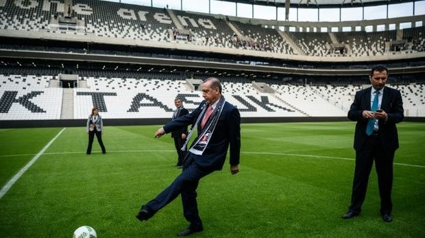 Реджеп Ердоган смени имената на стадионите в Турция
