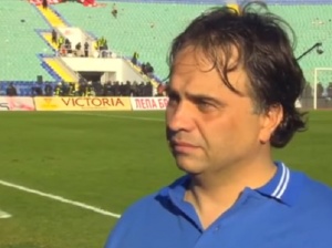 Треньорът на Левски няма да подава оставка