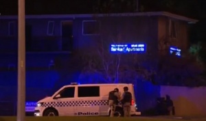 Бежанец уби мъж и взе жена за заложник в Австралия