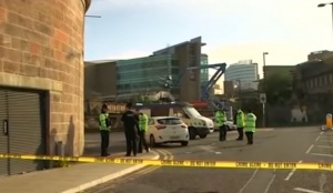 Задържаха мъж на летище „Хийтроу”, заподозрян за нападението в Манчестър