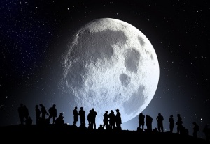 Достатъчно ли са 10 000 долара, за да кацнем на Луната?