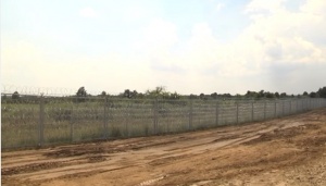 След сигнали ДАНС проверява за корупция оградата на границата