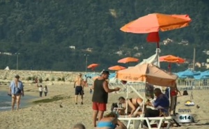Плажната ивица във Варна вече се охранява на 90%