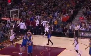 Кливланд Кавалиърс постави рекорд за най-резултатна четвърт във финалите на НБА