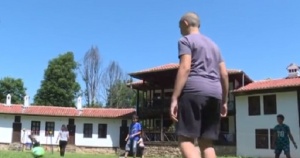 В името на вярата! Манастири отварят врати за безплатни детски лагери