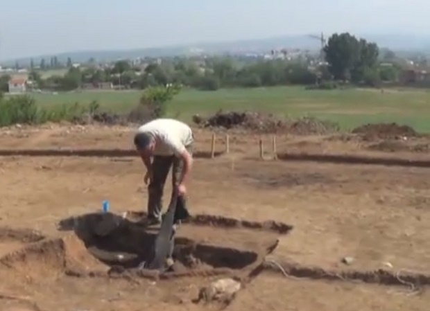 Чист късмет имат археолозите, които проучват обект на бъдещия лот от "Струма"