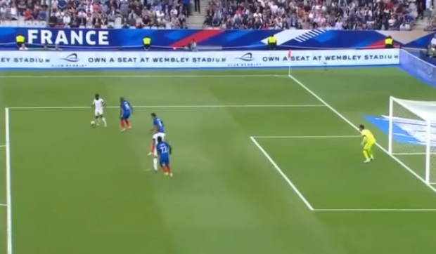 Франция се наложи над Англия с 3:2