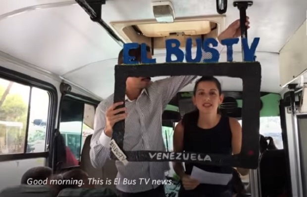 Как телевизия заобикаля правителствената цензура във Венецуела (ВИДЕО)