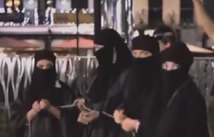 Търсят германка сред жените- бойци на И Д