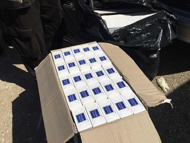 Инспектори от Митница Русе задържаха 4500 кутии цигари