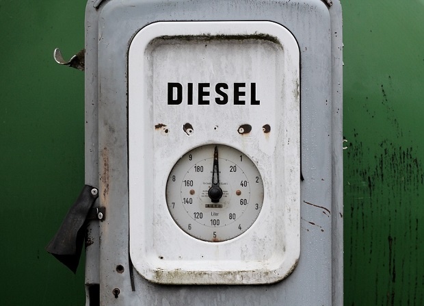 Глоба за „Даймлер”- лъжат за вредните емисии на дизелите си