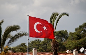 Турция прави принудителни законодателни корекции