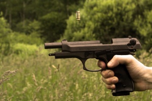 Мъж размаха пистолет заради забележка за опасно шофиране в София
