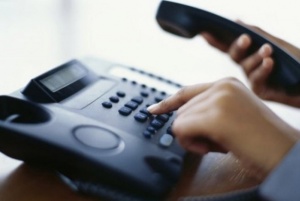 Полицаи предотвратиха телефонна измама