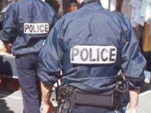 Полицай от Айтос е пострадал след нападение от ром