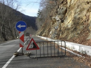 Правителството отпуска 8 млн. лв. за укрепване на свлачища в област Бургас