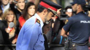 Каталуния пренебрегва решението на съда и в понеделник обявява независимост
