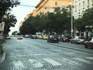 Част от бул. „Дондуков” остана без пешеходни пътеки
