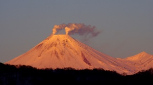 Вулкан изригна в Япония и засипа с пепел четири селища