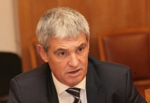 КНСБ настоява за дебат за въвеждане на необлагаем минимум