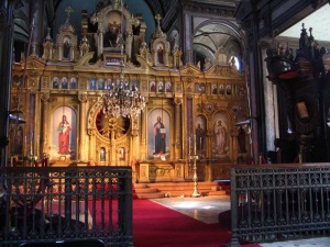 Патриархът освети "луксозна" църква в софийския кв. "Лозенец"