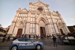 Турист загина във флорентинска църква, върху него падна отломка от тавана