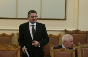 Готови ли са пътните служби за зимата