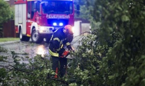 Три жертви на ураганните ветрове в Европа