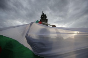 Русия е гневна заради поруган паметник в София