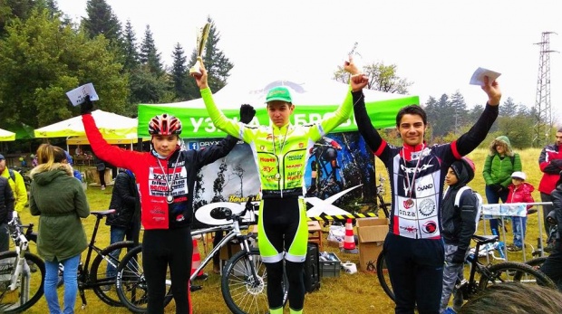 Трима шуменски колоездачи на почетната стълбичка на Купа България
