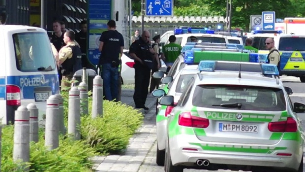 Германската полиция задържа заподозрян за Мюнхенска атака с нож