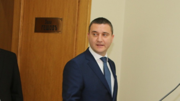 Оставката на здравният министър е морален акт, смята Горанов