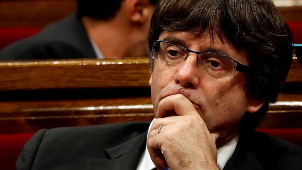 Уволненият каталунски премиер избяга в Белгия