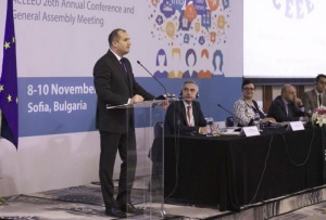 Президентът иска електронно дистанционно гласуване