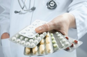 Все по-често болниците прибягват до евтини антибиотици