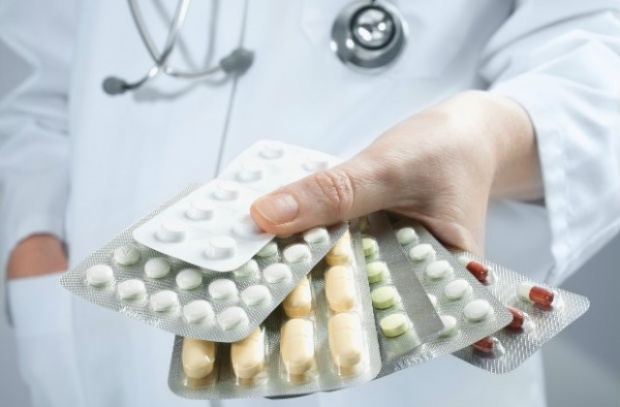 Все по-често болниците прибягват до евтини антибиотици