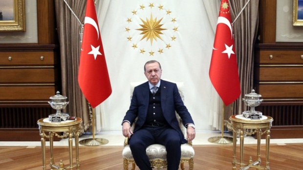 В Турция заговориха за преосмисляне на членството в НАТО