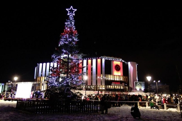 Коледната елха в София грейва на 1-ви декември
