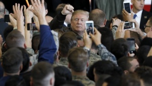 Тръмп изтегля САЩ от глобалния договор за миграцията